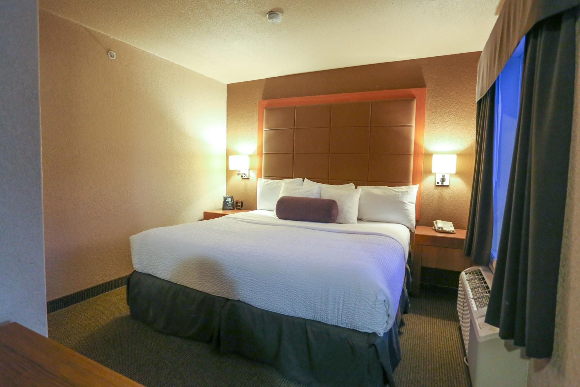 Days Inn By Wyndham Calgary Airport Exteriör bild